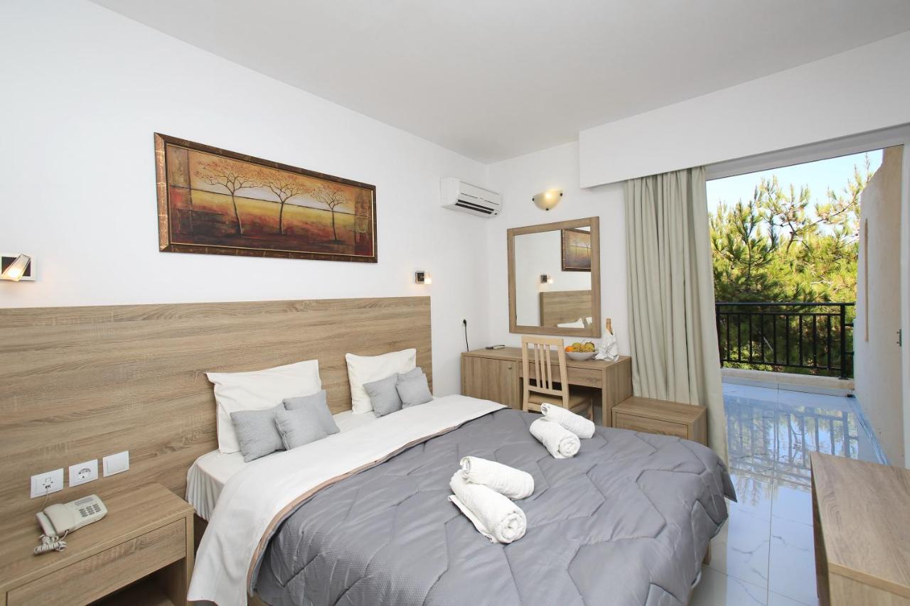 Ocean Heights View Hotel أنِساراس المظهر الخارجي الصورة