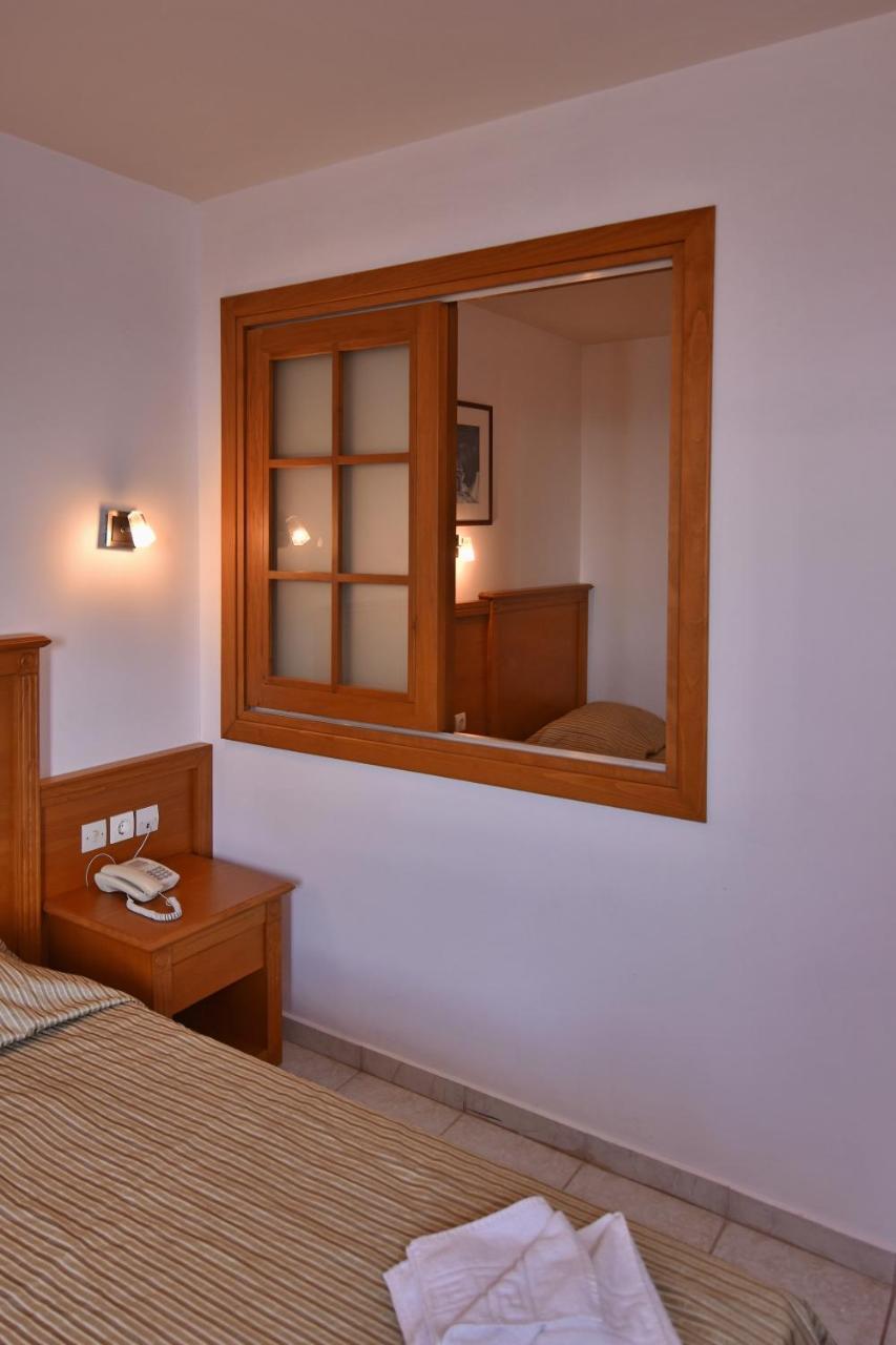 Ocean Heights View Hotel أنِساراس المظهر الخارجي الصورة