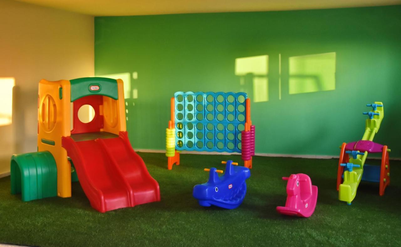 Ocean Heights View Hotel أنِساراس المظهر الخارجي الصورة