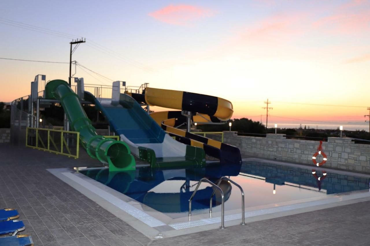 Ocean Heights View Hotel أنِساراس المظهر الخارجي الصورة