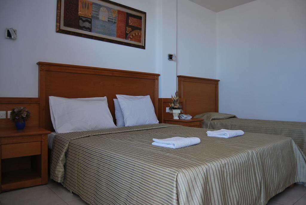 Ocean Heights View Hotel أنِساراس المظهر الخارجي الصورة
